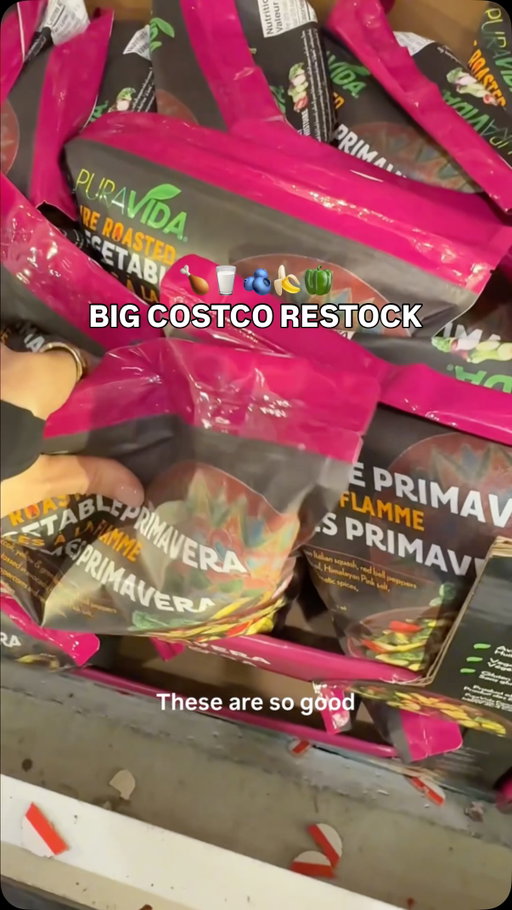 Costco restock updates 🕵🏻‍♀️:
- The Kirkland grass fed beef sticks are so good A+
- You need the ORGANIC blueberries specifically
- For some reason the Costco bananas are different and when they’re a bit green they are perfect ripe and don’t feel hard. And then they just last so much longer? BUY BANANAS FROM COSTCO.
- At first everyone was saying get the kimchi we love the kimchi. Then after I bought it the DONT BUY THE KIMCHIs started trickling in. I haven’t tried it yet stay tuned
- they did not have the root vegetable mixture so if you’ve seen it at another Costco TELL ME
- I’m so sad they don’t have the chia pudding mix anymore. Have you guys seen it at Costco anywhere?
- my piece of homework from my ocd discussion group was to not throw out my Tupperware, but to actually wash it. Plot twist I’ve thrown the entire 50 pack out so I bought glass and I’m determined not to throw it out 💪🏼