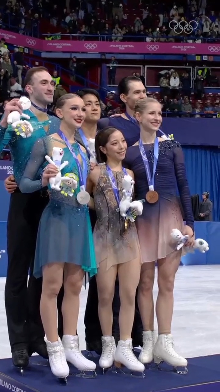 The most memorable pair skating's lift! ✨🫶

#FigureSkating #MilanoCortina2026 #Olympics #WinterOlympics