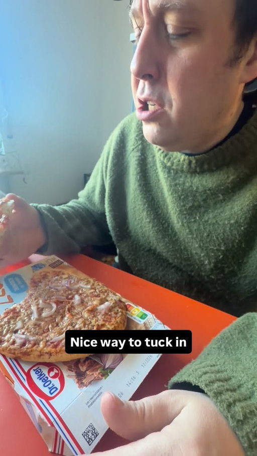 Tuna Pizza for Brekkie