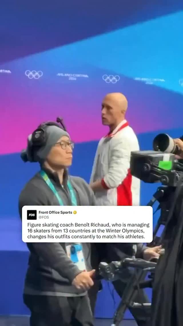 Olympic figure skating choreographer Benoit Richaud reportedly packed three suitcases for all the jackets he needed to wear as he coaches 16 athletes from 13 countries at the Winter Olympics in Milan ⛸️

(🎥 via j__o__k__/X)

#olympics #skating #figureskating