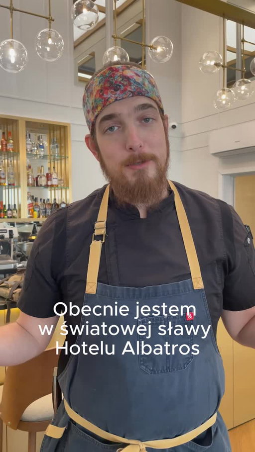 Już w ten weekend
21-22.02 wpadnijcie na prawdziwą burgerową petardę! 💥🍔
Wyjątkowe kompozycje przygotuje dla Was Noah Sims @mountain_man_sims – uczestnik amerykańskiej edycji MasterChef. 

Soczyste burgery podane na domowych bułkach ziemniaczanych, z piklami własnej roboty i autorskimi sosami, które dopełniają każdy kęs 😋

Zarezerwuj stolik już dziś- liczba miejsc ograniczona!!! 

Tel. 16 678 08 70