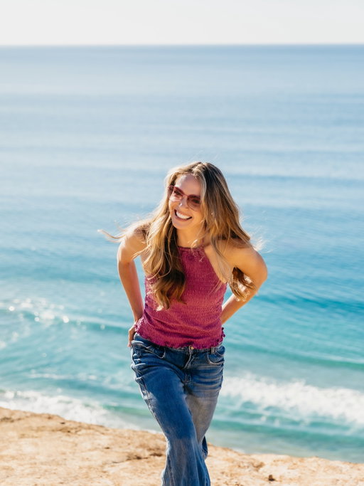 Hope you have the best day 💕

What’s something happening in your life that you’re extant right now? 

The Live Loud collection drops today at 11am pst! Check out@blenders so you dont miss out.