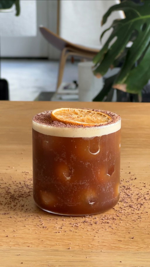 Who wants an espresso margarita? ☕️

Margarita Week is officially here! And I know we all love a good espresso martini, but have you ever tried an espresso margarita? It’s not your classic margarita — this one’s got bold espresso, a hint of orange, and just enough chocolate to keep things interesting.

Ingredients (per serving):
- 2 oz tequila blanco 
- 1/2 oz Cointreau 
- 1/2 oz coffee liqueur 
- 1 oz espresso

Combine all ingredients into a cocktail shaker with ice, and shake until cold. Strain over ice, and garnish with shaved chocolate and an orange slice. Enjoy! 

*I doubled the ingredients in the video shown*

#margarita #cocktailrecipe #cocktails101 #margaritaweek #cocktail