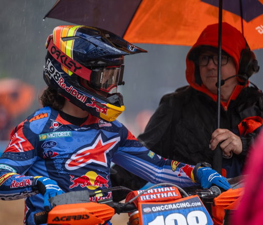 Some good and bad coming out of the first round of @gncc_racing 😮‍💨 Good news is that was the first mud race I actually felt comfortable in, I’m very happy with how I rode. My best start to a season with a 2nd 🙌🏻 Bad news is I got in another fight with a tree on the third lap and broke my fibula in my left leg 😬 not the best feeling, but I’m happy I was able to finish strong. I’m ready to suffer for the next month or so. 

Big shoutout to @sos_safetyonsite Dr. Tanner for the X-ray after the race and helping me get a game plan together to start the healing process 🙌🏻

📸 @mackfaint