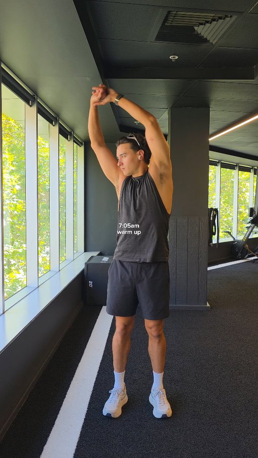 a morning in my life ⚡️ 

This year I'm challenging myself physically and mentally with some triathlon races locked in! But I took a bit of inspo from @chrisxtavita who's loving his crossfit and had a crack at some functional fitness movements in the gym before work. 

Been loving the @weetbixau Protein Bites in my mornings, feels great to be a weet-bix kid again ☺️ 

Get ya bodies movin' and groovin' fam!! 

#morningroutine #HowManyDoYouDo #weetbix #ad #crossfit triathlon