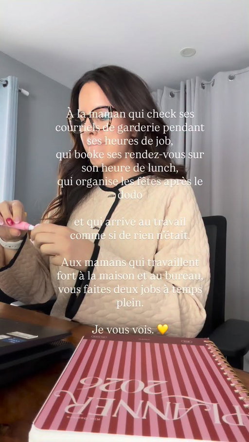 Des fois j’ai l’impression de ne jamais en faire assez.
Ni au travail. Ni à la maison.

Puis je me rappelle que je me présente.
Chaque jour. Malgré la fatigue. Malgré le chaos.

Et ça, c’est déjà énorme. 🤍