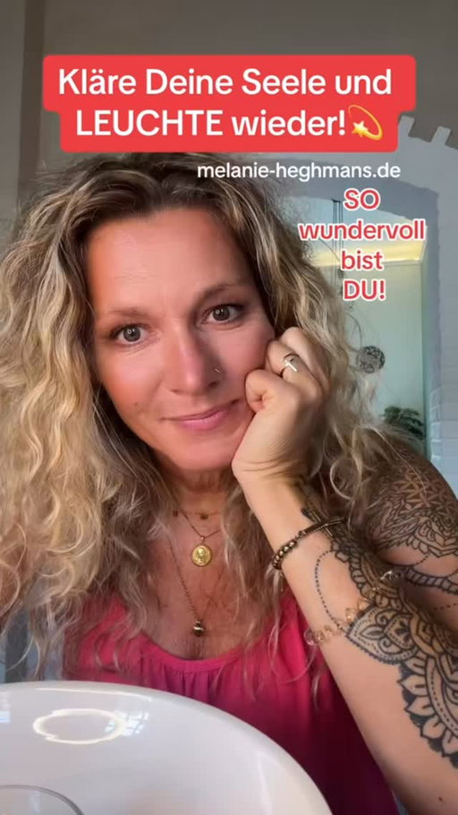 Du bist wundervoll und richtig SO wie Du bist!❤️‍🩹

#seele #unterbewusstsein #hypnose #negativeglaubenssätze #bewusstseinsarbeit