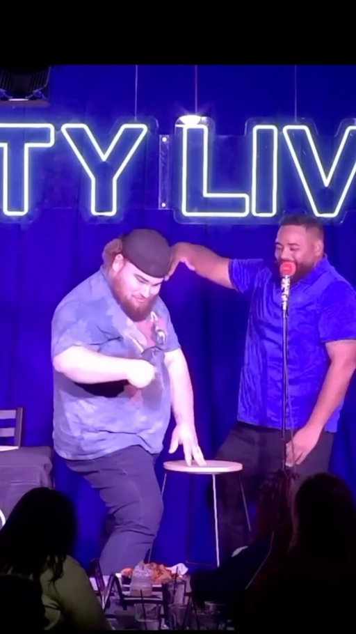 Huntsville HnF OG, @domcarrcomedy came in hot on the interview and got this show turnt up!
Get your tickets to the Hack and Forth March 1st at Levity Live. #comedy #standup #huntsville #instareel