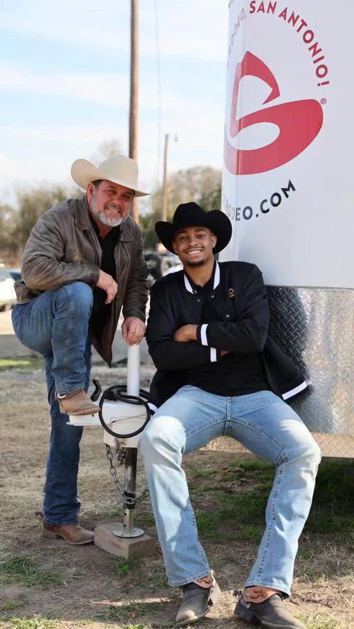 In case you missed @Keldonjohnson's appearance at last night’s rodeo… 🤠🏀

This isn’t Keldon’s first rodeo. Earlier this month, he stopped by the East Arena to talk about his love for rodeo, agriculture, and the impact it has on our community.
