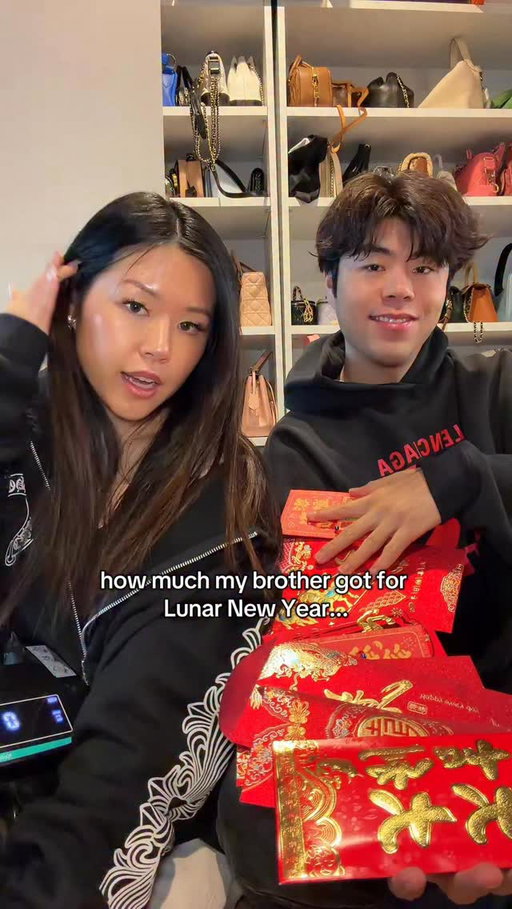 let's count together how much my brother got for Lunar New Year....yes I bought a money counter🧧 #fyp #richtok #richkids #lunarnewyear #redenvelope