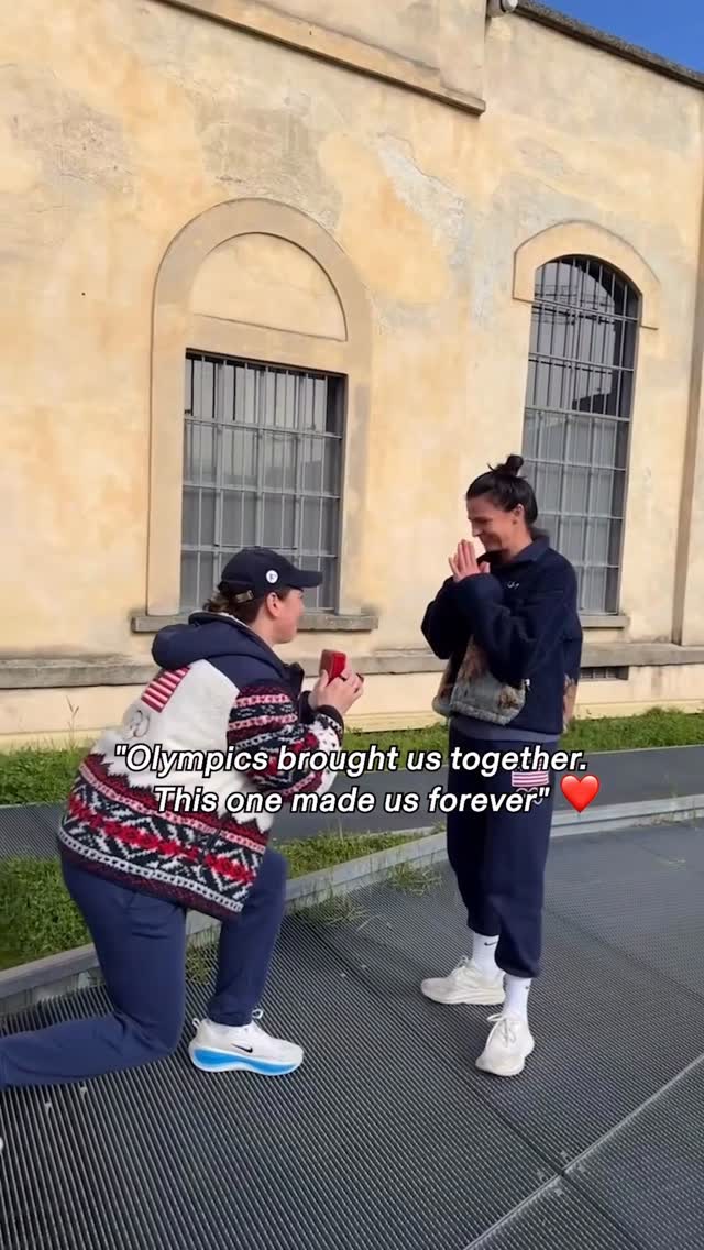 Love takes the podium at #MilanoCortina2026 💍✨

Congratulations to Hilary Knight and Brittany Bowe on their unforgettable Olympic engagement!

#Olympics #WinterOlympics