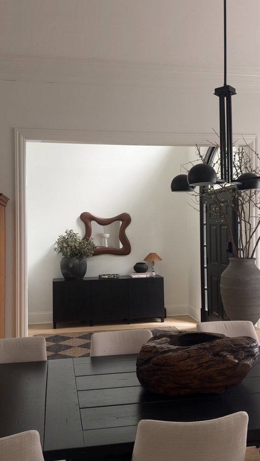 what do we think? anyone else crave a re-style after a few months? 

this @luluandgeorgia mirror truly sparked my entry update. it needed its moment, no?

console - @ikeausa BESTA
vase - @thedesignhousehdc 
silver tray and organic pot - @zarahome 
lamp - @erica.marie.interiors 
rug - @ruggable x @goop 

#entryway #entrywaydecor #entrywayinspo #stylewithme #softminimalism