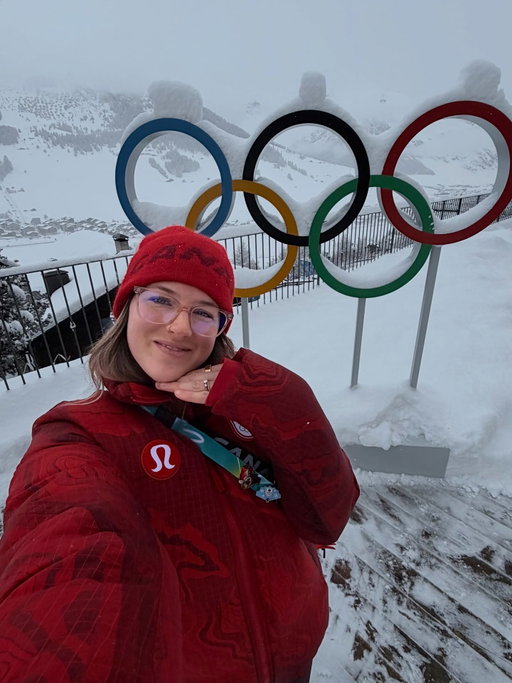 Dropping into my 3rd Olympics tomorrow! 🤯 the oldest in the field and the only mother! I’m so proud of what I’ve accomplished to get here over the last 2 years of making my ‘comeback’ post-partum! 

No matter what happens I couldn’t feel any more lucky to be surrounded by my family - husband, daughter, brothers, parents, aunties and uncles, cousins, sis-in-law and some of my very best friends. Feeling more love for them than I can express. 

I achieved my goal of attending my 3rd Olympics! I’m so grateful to everyone and all the support I feel. Thank you to everyone who’s helped and supported to get us here!!! 

It’s on tomorrow 10:30am pst, 7:30pm cet 🤍🤌🏼🥂. 
Ilyasm (say it back!)