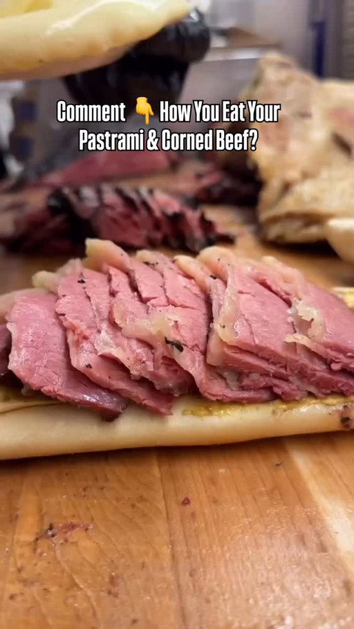 🥪 How Do You Eat Your Deli Sandwich❓

📍 Katz’s Deli
🗺️ NYC, NY