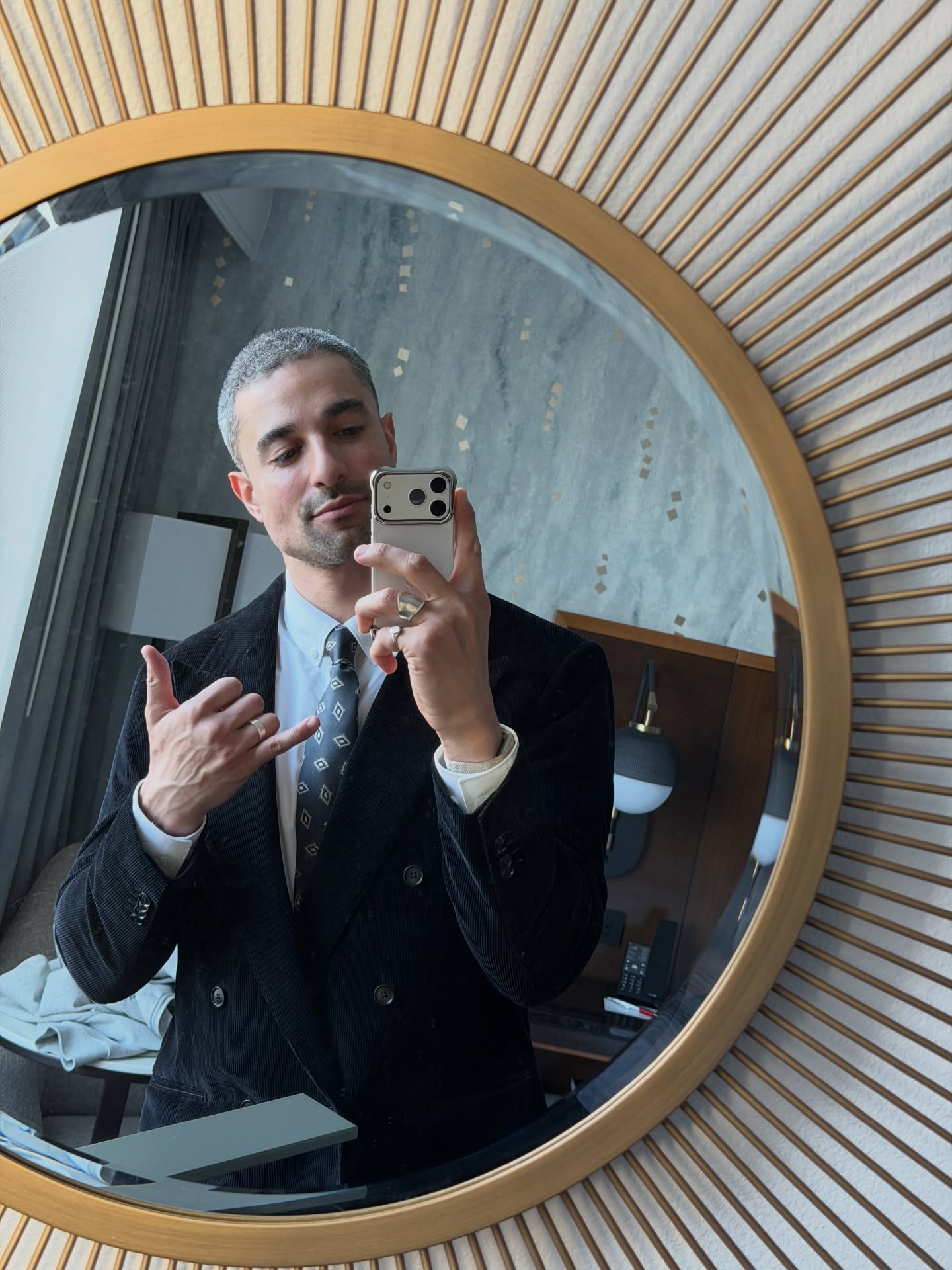 Happy to report I survived another Mardi Gras (shoutout @peptobismol_us 😅)