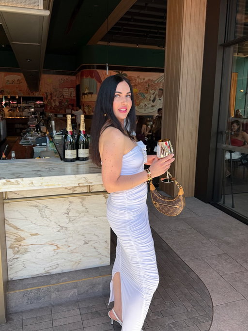 Galentines lunch @marmontbar x @moetchandon 
Wearing @biancaandbridgett
