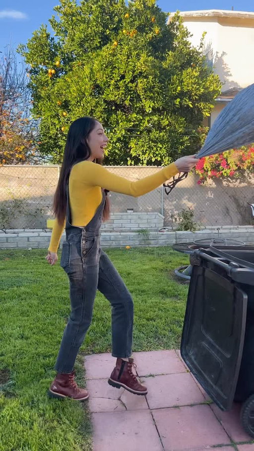 Your favorite workshop trash panda 🦝 had the opportunity to test out some new garbage innovations and YOU BET I was excited to get my paws on these new LeakGuard Bags by @gladproducts! Look, when I am rummaging through the trash looking for some scrap wood to use on my next project, the worst is finding someone’s half-drunk coffee has leaked all over my perfectly good garbage. So do your local raccoon a favor and try out these new LeakGuard Bags on Amazon 🗑️ (also they won’t make a mess of your trashcan and kitchen, but really, do it for the trash panda) #sponsored #ad #gladpartner