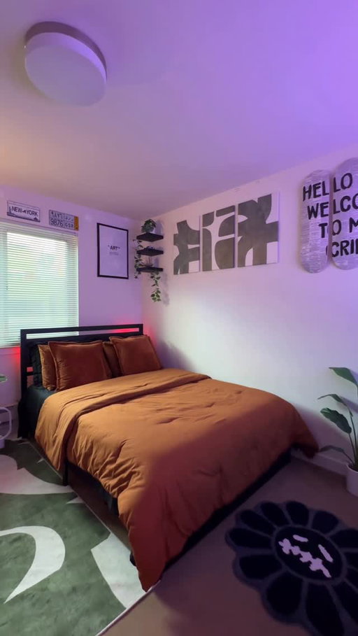 A breath of fresh air after cleaning my bedroom 🛌😌

#roomdecorideas #smallroomdecor #bedroomdecoration #bedroomstyle #bedroomdecorideas decor
