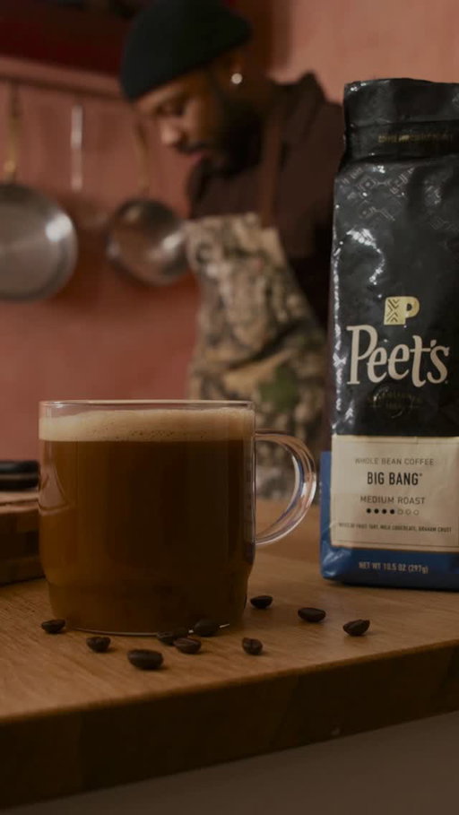 #PeetsPartner You know how some coffee is just coffee… and then some coffee actually hits? @peetscoffee Big Bang is smooth, a little sweet, with that citrus pop from Ethiopian beans that keeps it interesting. Peet’s has been refining their craft for almost 60 years you can taste it. Try it yourself and grab a bag of Peet’s Coffee wherever you buy your groceries
#AD