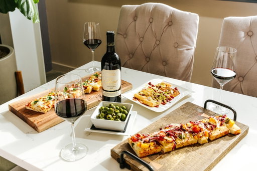 More to savor at The Tasting Room in Woodinville. 🍷 Enhance your guided wine tastings with new culinary additions, thoughtfully crafted to enjoy alongside our wines:

✨Baked Brie Tartlets
Puff pastry, quince preserves, pistachio, guanciale, sweet onion jam, quatre épices, chicory, truffle-sherry vinaigrette

✨Chickpea Hummus Flatbread
Goat cheese, Castelvetrano olive, red onion, winter squash, cherry tomato confit, radicchio

✨Speck & Stracciatella Flatbread
Mozzarella, roasted garlic, pine nut, basil, parsley

Reserve your wine tasting experience at the link in bio. 
*Full food menu available Thursday - Sunday.