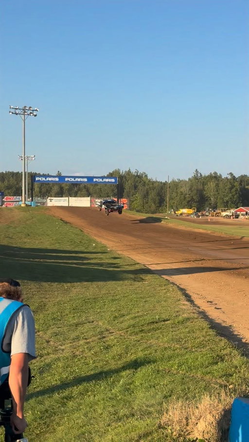 Here to bless your ears 🤘
-
-
-
#pro2 #offroad #motorsports