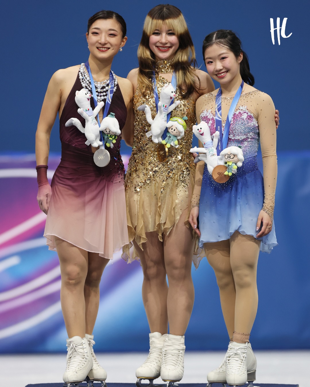 The ladies of Teams Japan and USA. 🥇🥈🥉🥰 Gold medalist Alysa Liu, silver medalist Kaori Sakamoto and bronze medalist Ami Nakai of Team Japan took a selfie together on the podium while celebrating their moment. (📸: Getty Images)