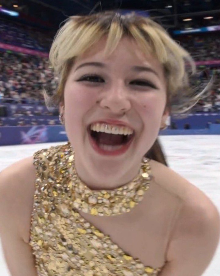 GOLD MEDALIST, ALYSA LIU!!!!! 

@alysaxliu just claimed the title as first American woman to win an individual gold in figure skating since 2002!!!!! 🥇 

Revisit her Cosmo Sports cover at the link in bio!

Photos & Video: Getty Images, Courtesy of NBC