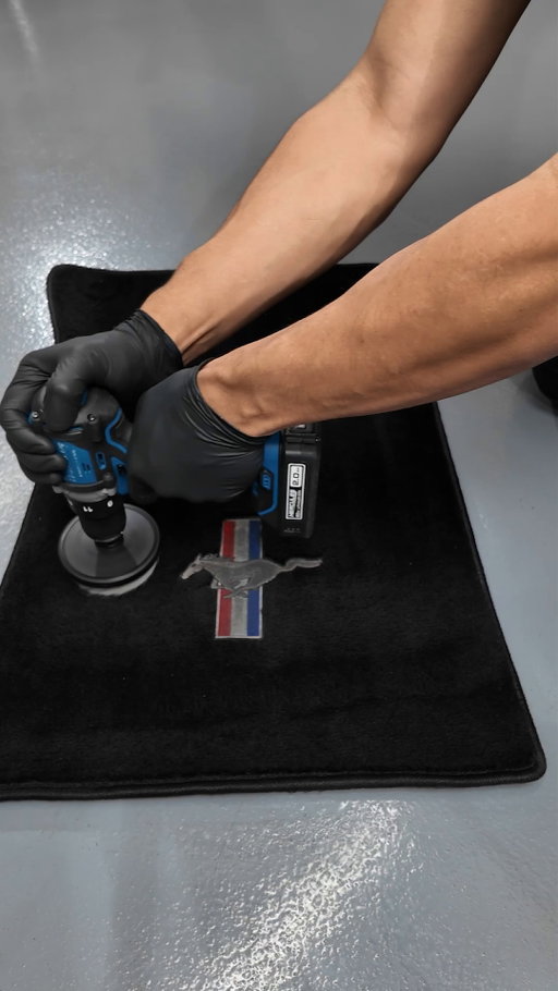 Need to clean your carpet or floor mats? We've got a new kit for that! Carpet & Cloth Cleaning Kit! 
In the Bay with @blackwidowmustang 

#meguiars #carpetcleaning #carkit #ReflectYourPassion