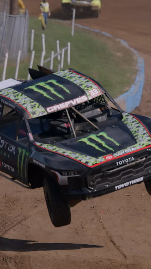 It’s kinda like @supercrosslive but on 4 wheels and 1000HP - @cjgreaves33 likes to throw whips !!!
.
#GodMadeCrandon