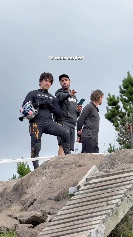 Line choice is a science ✍️ and @finniles does his research. Oh, and he has fun 😊 

Redemption Downhill finals LIVE on Crankworx YouTube / @pinkbike today 5PM NZDT / 8PM PST

#mtb #crankworx #mountainbike #downhill #bike