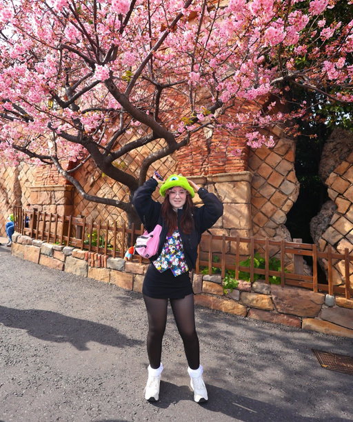 🇯🇵 🌸 eat, sleep, mog, repeat 
@shandude took most of these 🥰

.
.
.
.
#tokyodisney #japan