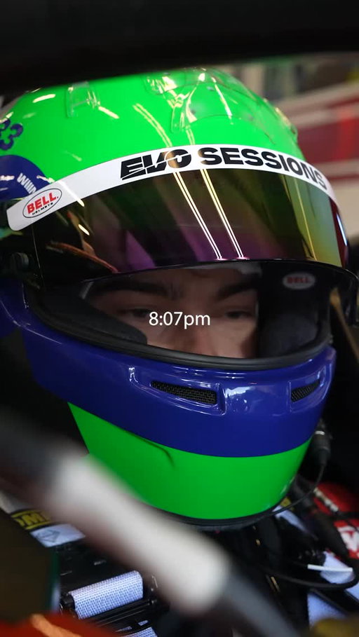 Day 1 as the world’s fastest racing driver.. 💨💨💨

Huge great big massive thank you to @fiaformulae & @mahindraracing for letting me and the boys take part in #FormulaEEvoSessions last weekend - long live the frogs!! #ad #formulaepartner