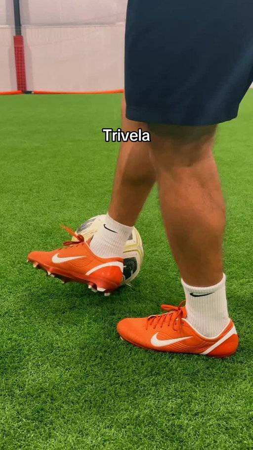 What is your favorite technique? 🤔⚽️

Power 💥
Trivela 💫
Backspin 🎯
Whippage ☄️

#Soccer #football #tutorial #reels