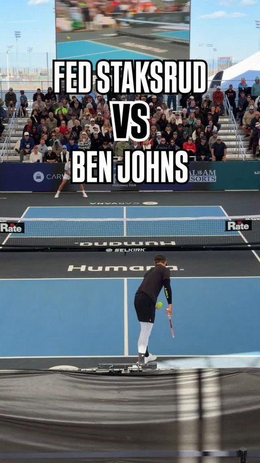 The matchup we’ve all been waiting for!! 🙌 #2 Federico Staksrud 🆚 #10 Ben Johns for a spot in the Men’s Singles Semifinal!

Battle of the @joolapickleball paddles 💪

@benjohns_pb @federico_staksrud