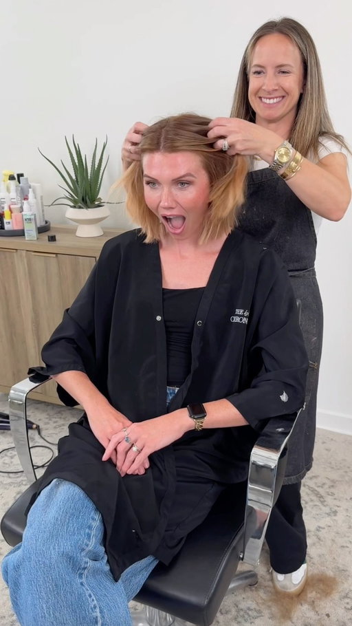 📌 FYI: styling hair in menopause isn’t the same!! Let’s break it down:

✅ Signs that your 45+ clients are going through menopause:
+ thinning around the part line. 
+ the scalp becomes more visible
+ the hair feels drier

Long story short, old routines just don’t work anymore. What’s happening internally (hormonal shifts, stress, metabolism), can all show up in the hair. 

✨ My suggestion is Nutrafol Women’s Balance, and here’s why:
+ it targets those root causes from within (so we’re not just masking the issue with products, we’re actually supporting healthier-looking growth)
+ it’s formulated specifically for women over 45 going through menopause 
As stylists, we’re in the perfect position to give clients their confidence back, and Nutrafol can help us with that! 

➡️ Any questions? Ask me below!