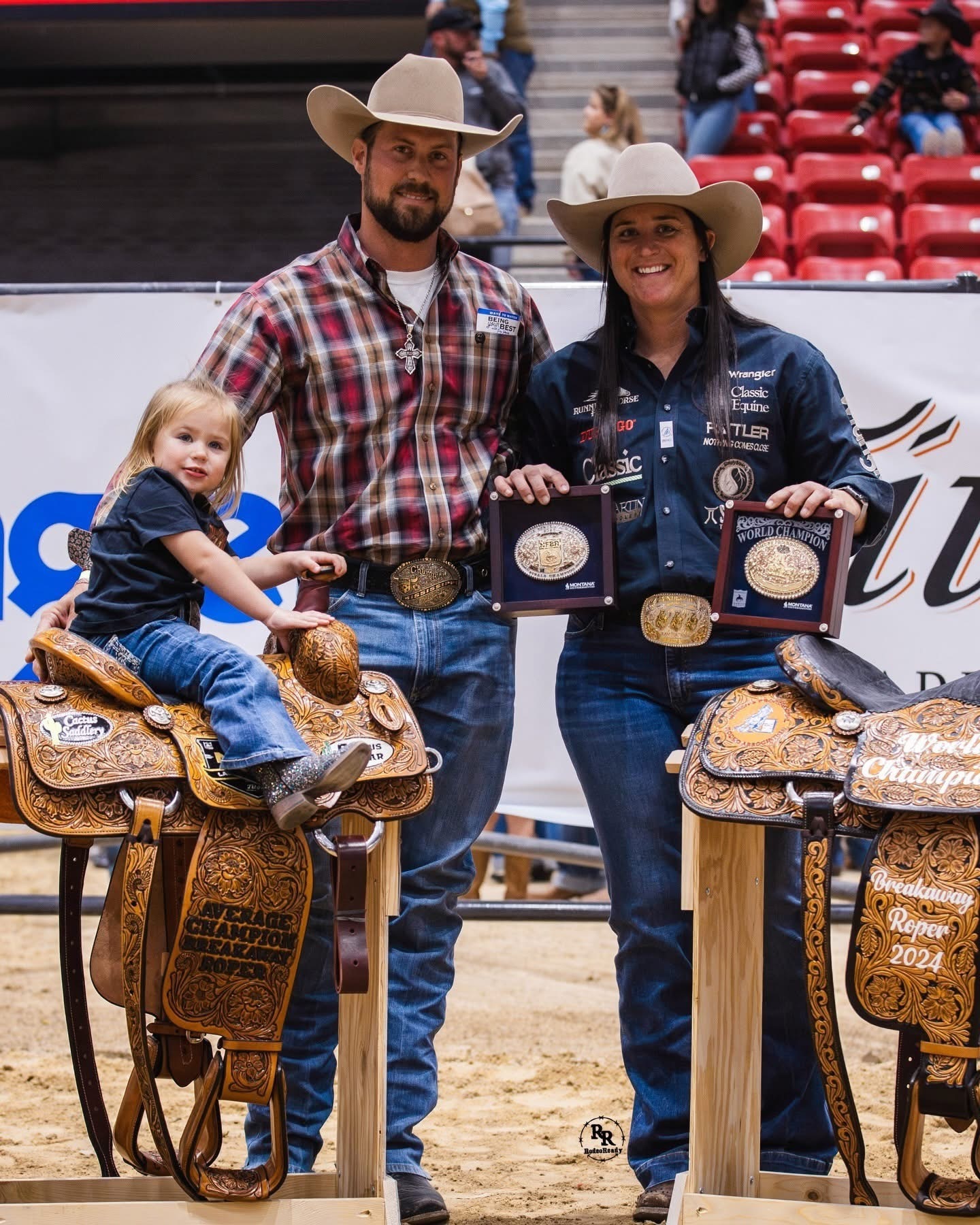 Oaklynn Rae Domer, the 3-year-old daughter of 10-time WPRA World Champion Kelsie Domer and her husband Ryan, passed away last night.

Our condolences and prayers are with the Domer family during this unthinkable time.

Photo: @rodeoreadyshop