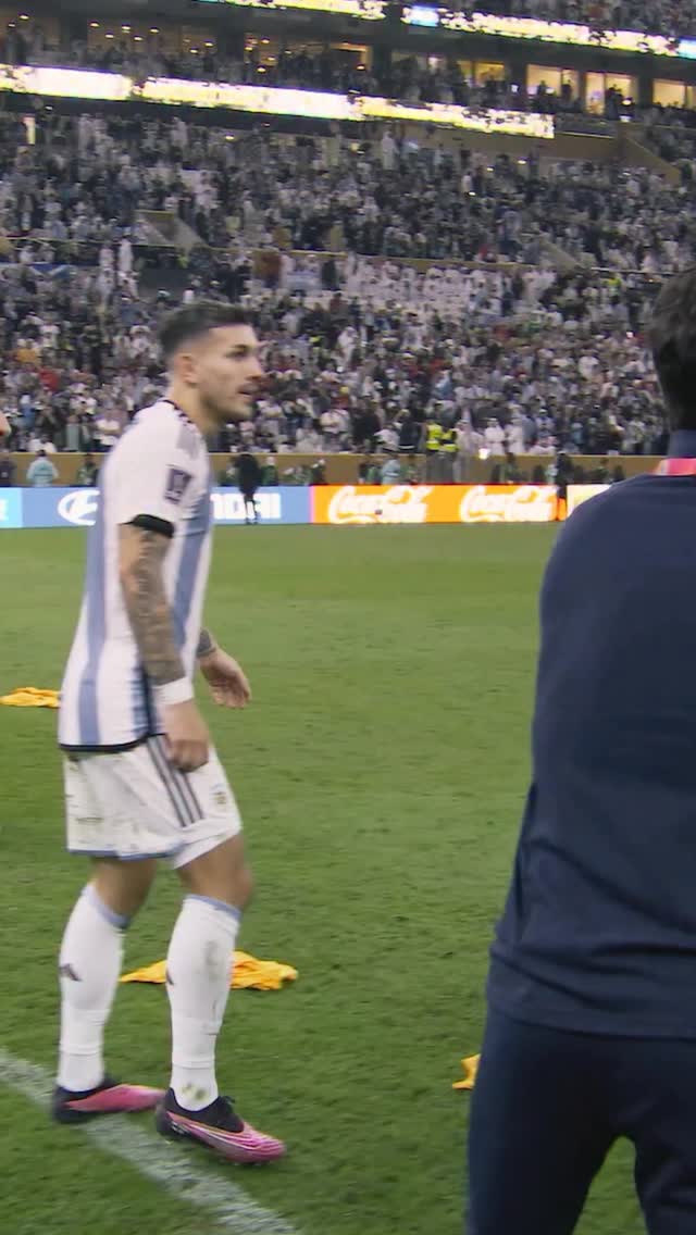 “All the suffering is finally behind you.” 

This moment between Lionel Messi and Ángel Di María after winning the 2022 FIFA World Cup for Argentina 🥹❤️

📺 Ángel Di María: Breaking Down the Wall

#messi #lionelmessi #dimaria #argentina #worldcup