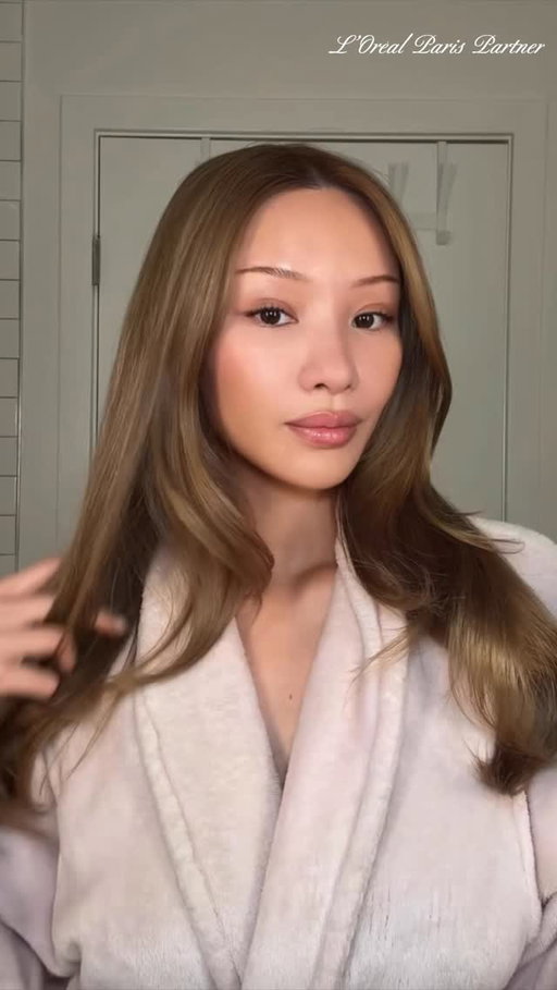A lil tutorial on how I’ve been touching up my roots to achieve this soft teddy brunette, all in one step with @LorealParis 🤍 #Ad #LorealPartner