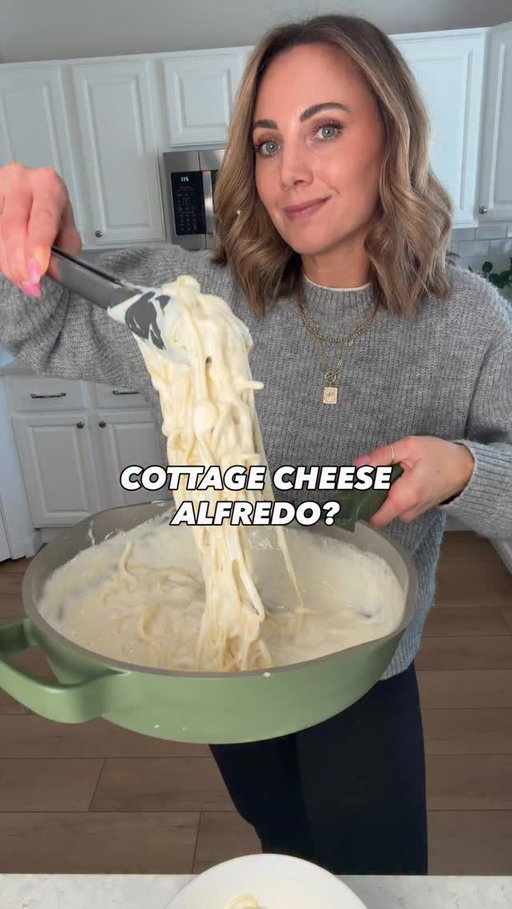 🎶 it’s YOUUUUU 

COTTAGE CHEESE ALFREDO is the easiest most delicious way to pack in 17 grams of protein in 1/2 CUP OF SAUCE! 

Here’s how to make it!👇🏻

1 ½ cups 2% cottage cheese, 330g
1 cup Fairlife 2% milk
1/2 tsp. garlic powder
3/4 cup parmesan cheese, freshly grated
2 tsp. arrowroot powder
1 tsp. kosher salt (more to taste!)
1/4 tsp. ground black pepper (more to taste!) 
Fresh chopped parsley, for garnish, optional
 
Add all the ingredients into a high-speed blender. Blend on high speed for 60-90 seconds or until creamy. Add the smooth sauce to a sauce pan and heat over medium-low to medium heat until just warmed through and everything is smooth and creamy, about 5 minutes. Stir or whisk the sauce frequently during the time it’s heating up.

Don’t over-heat or heat at too high of a heat or you risk the sauce separating. The sauce will start thin and thicken as it warms up and then continue to thicken as it cools down again.

Serve over your pasta of choice. Season with additional salt and pepper as desired!!

For 1/2 CUP OF SAUCE: 
• 137 calories 
• 17g protein 
• 4g carbs 
• 7g fat 

MAKES APPROX 2.5 cups of sauce. 

I like pairing with higher protein noodles, crispy chicken and steamed broccoli for one heck of an 👏🏻 amazing protein packed meal. 

PASTA, PIZZA, SANDWICHES, WRAPS, ON BAKED POTATOES, POURED ON FRIES … should I keep going? How are you guys to use this beauty? 

What are you making first?! 👇🏻

🔗 reply “LINK” for my favorite blender … ever!! 

https://urlgeni.us/amzn/6AaRpP