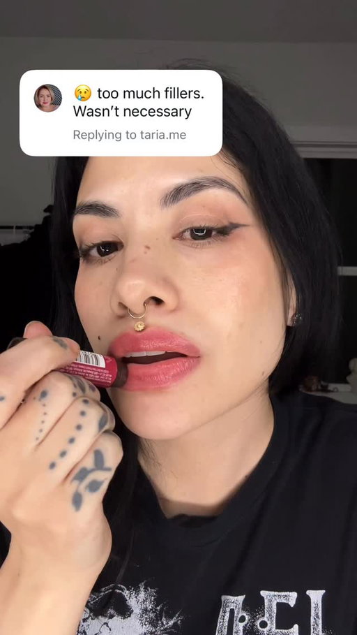 Some of us are actually born this way. Hope this helps 🖤🖤🖤🖤
#lipstick