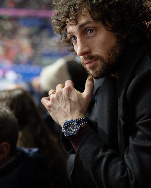 Aaron Taylor-Johnson sets his Planet Ocean to Milano time for an OMEGA experience at the Olympic Winter Games.

#OMEGA
#MilanoCortina2026
#OMEGAOfficialTimekeeper