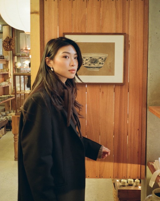 One of my favourite independent craft shops we discovered in Seongsu-dong 🫖 Can’t wait to share what I bought from @narrative.object
