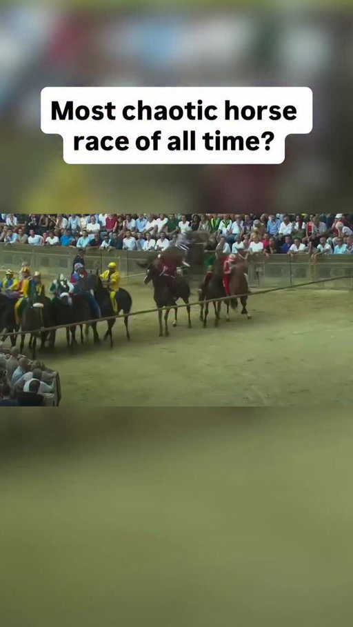 Why were the fans on the track? 

#thingsyoumissed #horseracing #horses #sports #betting