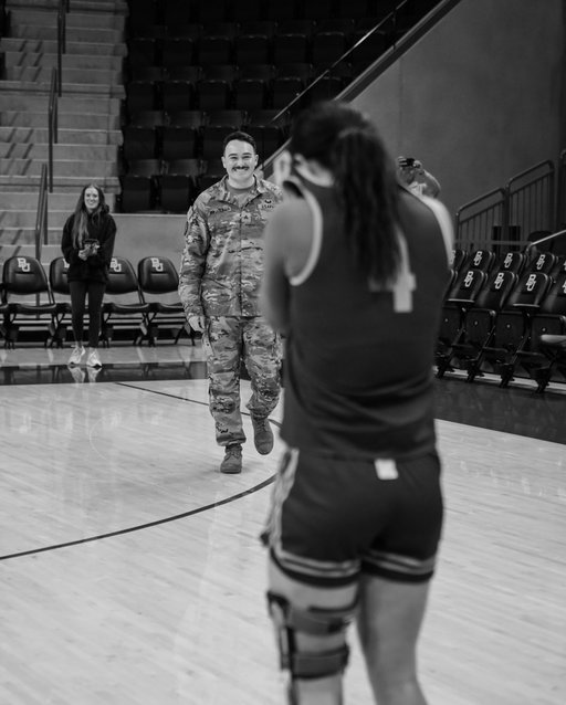 A special surprise for @janavangytenbeek 🥹💚💚

#SicEm | #GreaterThan