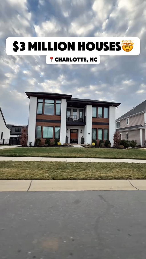 $1-3 Million Houses in Charlotte…off the Plaza! 😭

Oh how times have changed lol. This city is changing right before our eyes. 

I’m a born and raised Charlotte native and I never even knew these houses were here! 

I have a co working space nearby and took a different route home and stumbled on it. I was literally blown away. These might be some of the best houses I’ve seen in Charlotte! 

What do yall think? 👀
.
.
#Charlotte #CharlotteNC #RealEstate #CharlotteRealEstate