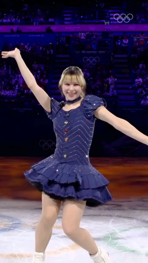 Happy to see her happy! 🥹

Alysa Liu having fun and crushing it, on the same stage where she won two golds at #MilanoCortina2026! 🥇🥇

#Olympics #WinterOlympics #MilanFigureSkating