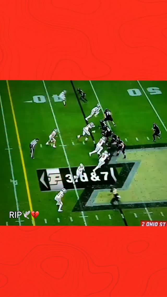 Rondale Moore has died at the age of 25. 

RIP😔