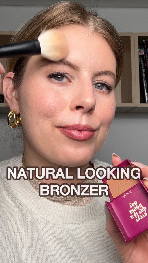Natural looking bronzer is all about technique...most people are using way too much!! 

PS: the brush and bronzer I'm using are in my LTK 

#Bronzer #bronzertutorial #makeuptutorial @rephr.to @benefitcosmetics