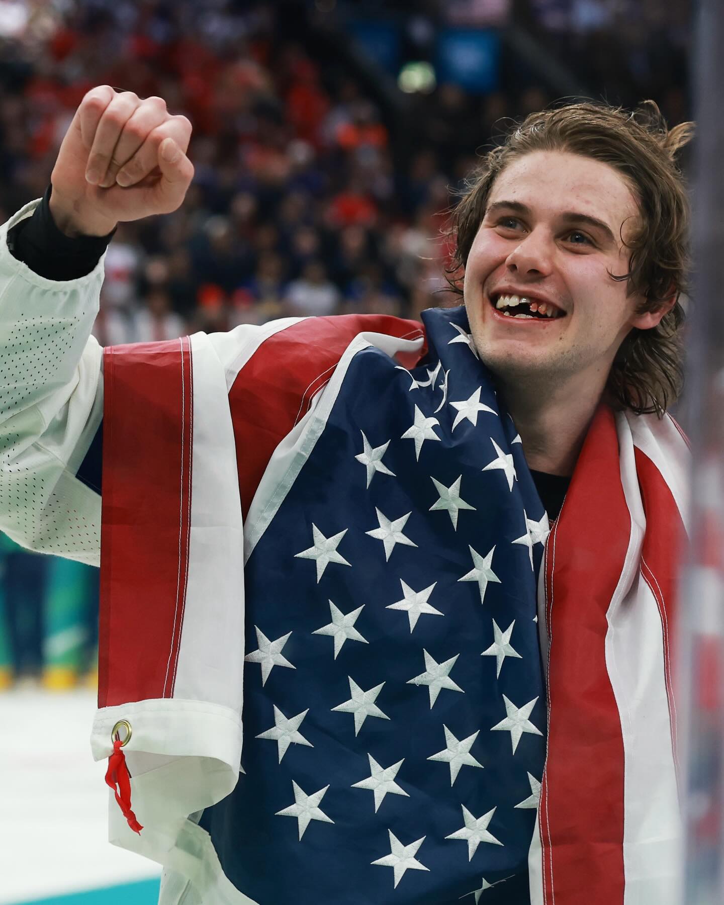 How can you not be romantic about sports (and Jack Hughes) 🦷🥇 #teamusa #goldmedal #jackhughes #olympics #hockey
