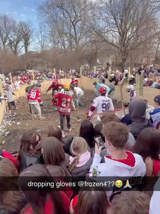 Greatest weekend in Oxford ever?
✅Frozen Four complete
✅America W #fuckcanada
✅Bball W
✅Punch found a friend
✅Snag Sunday

#snagsunday #miamioh #brickstreet